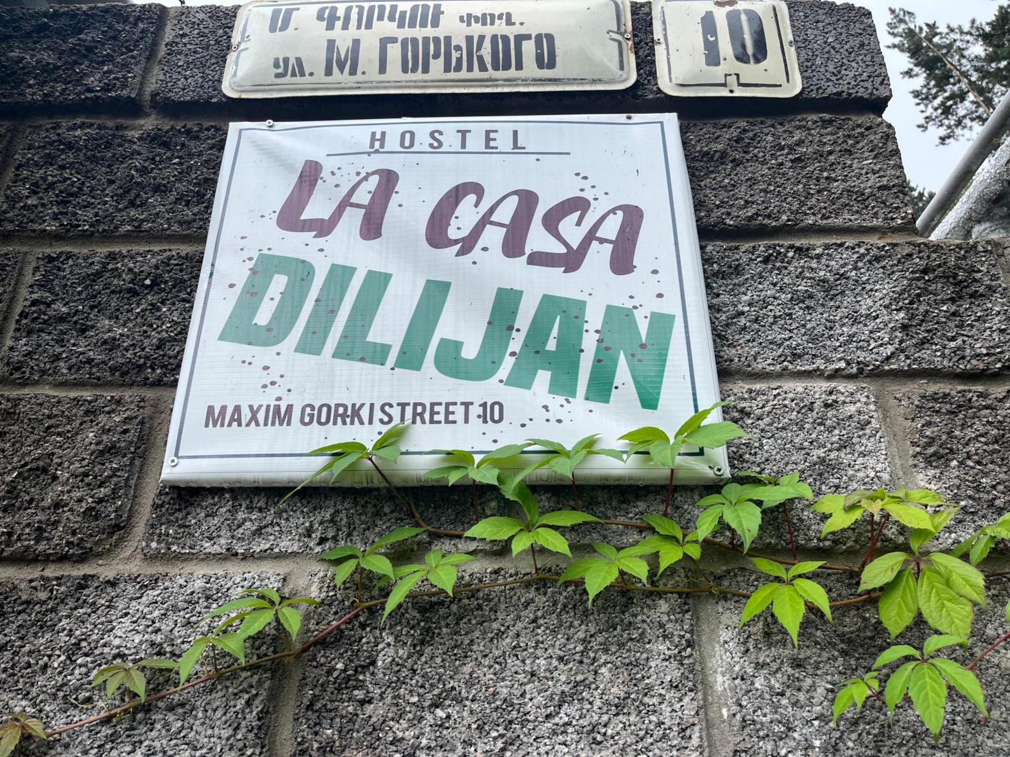 Hostel La Casa Dilijan Bagian luar foto