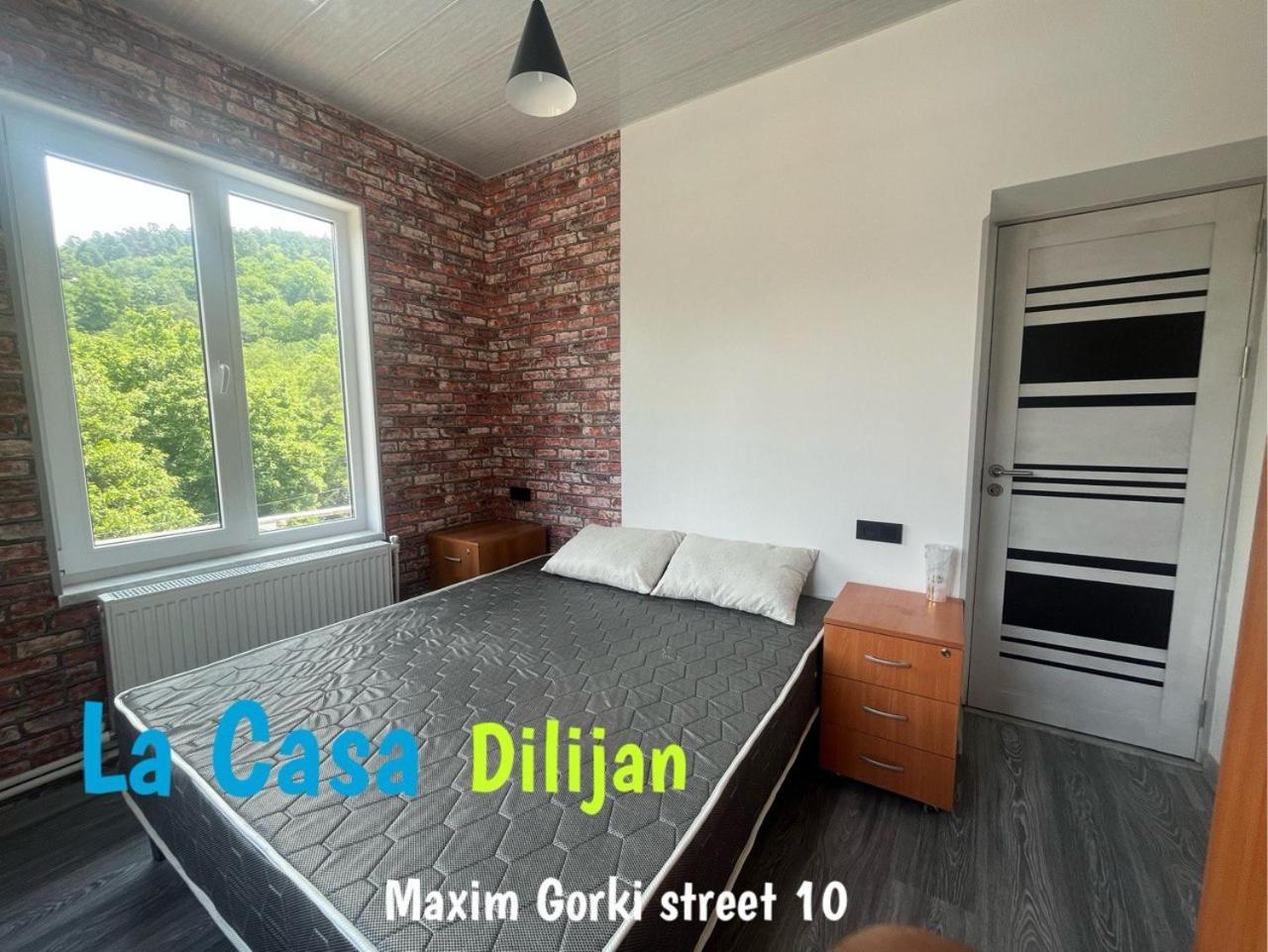 Hostel La Casa Dilijan Bagian luar foto