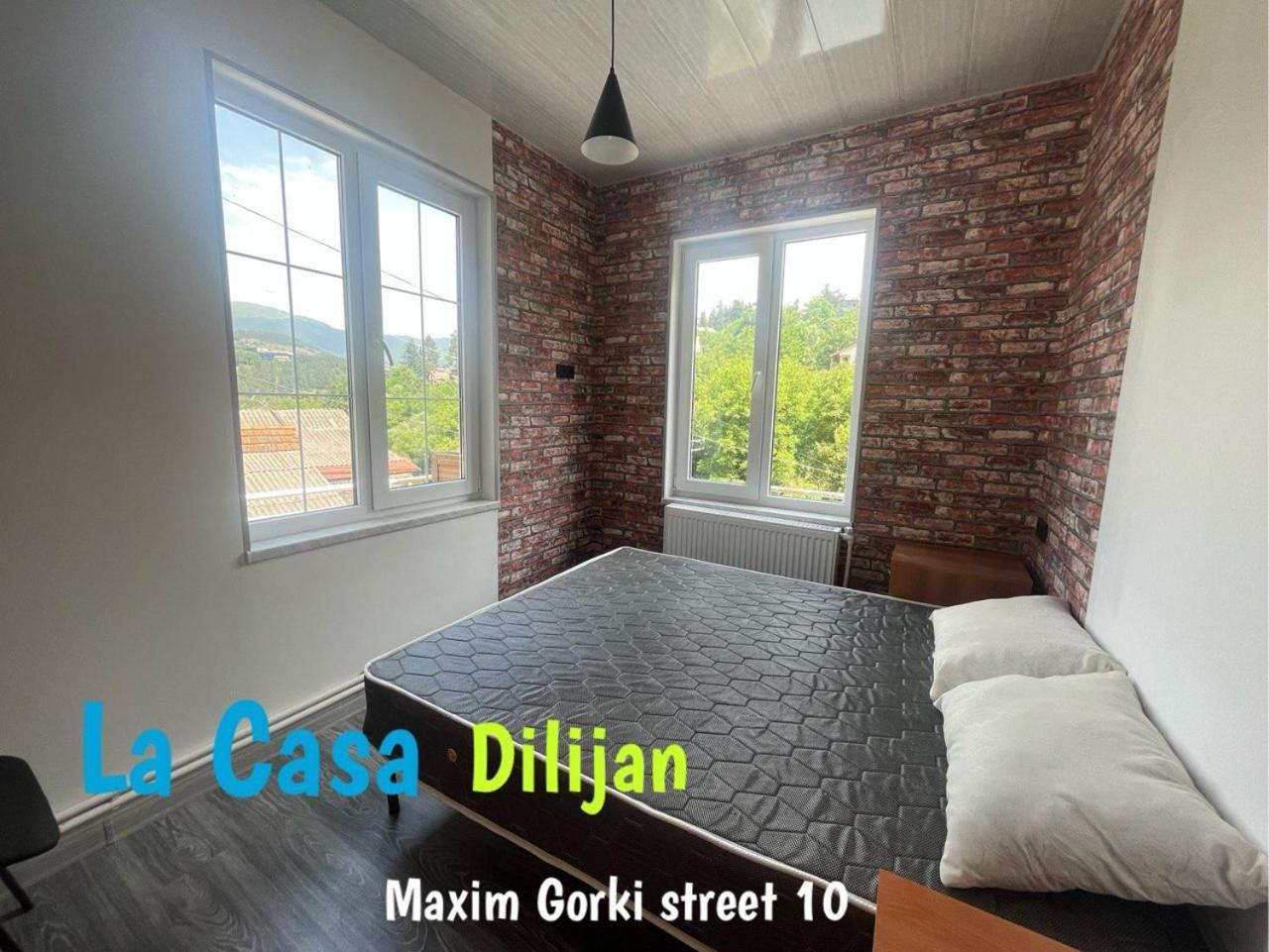 Hostel La Casa Dilijan Bagian luar foto