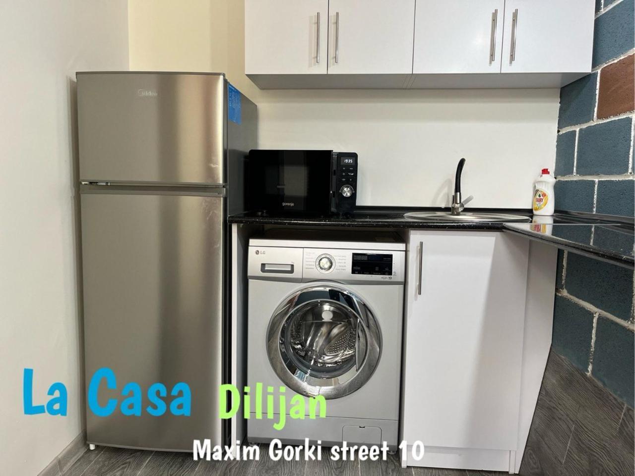 Hostel La Casa Dilijan Bagian luar foto